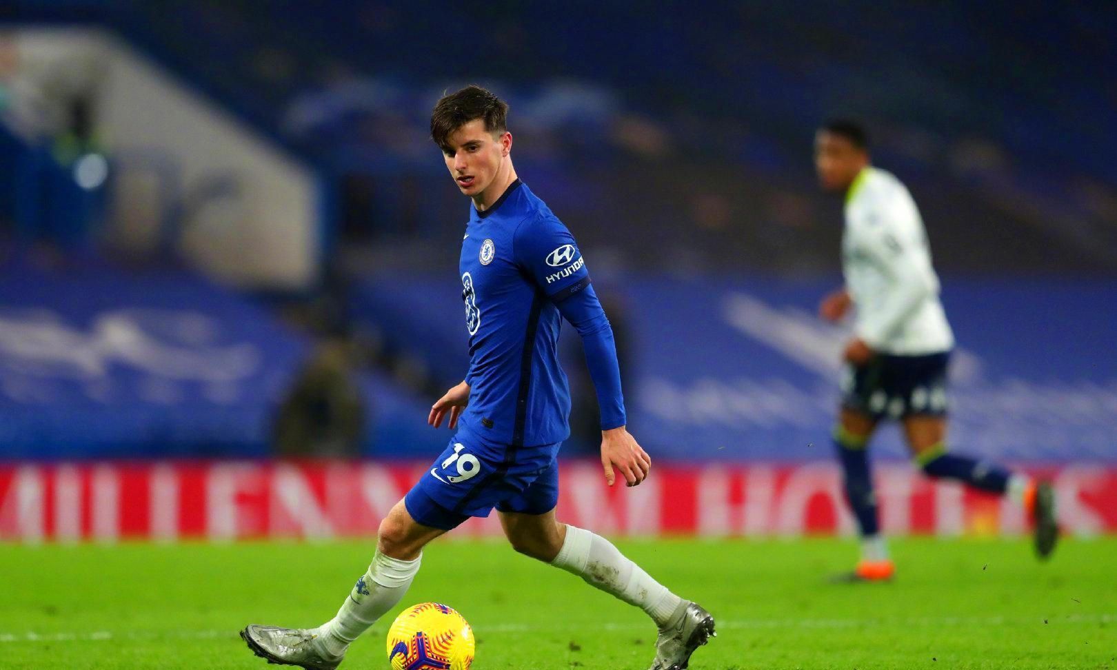 【田径经典】重温日本女子400米栏决赛：45号选手接近终点时摔倒，赛事悬念陡生