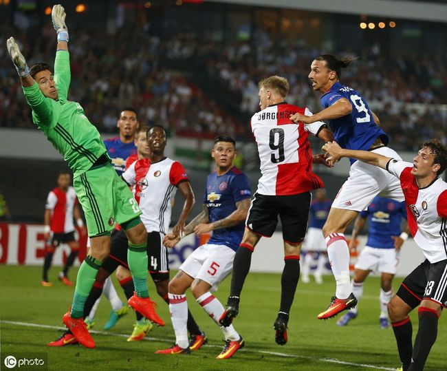 团队足球 团队足球